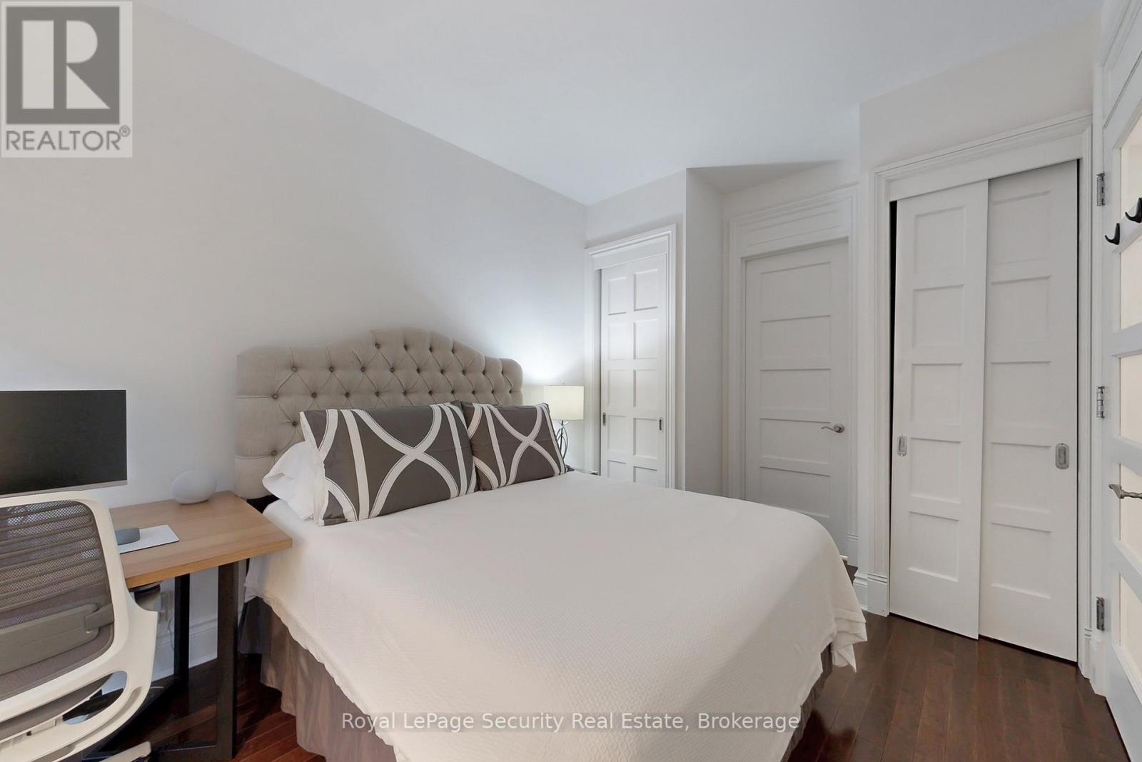 323 - 22 Leader Lane, Toronto, Ontario  M5E 0B2 - Photo 20 - C12427503