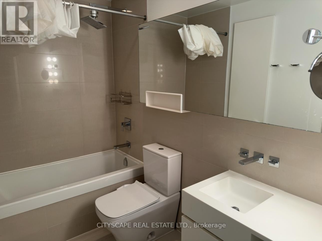 909 - 45 Charles Street E, Toronto, Ontario  M4Y 0B4 - Photo 11 - C12427507
