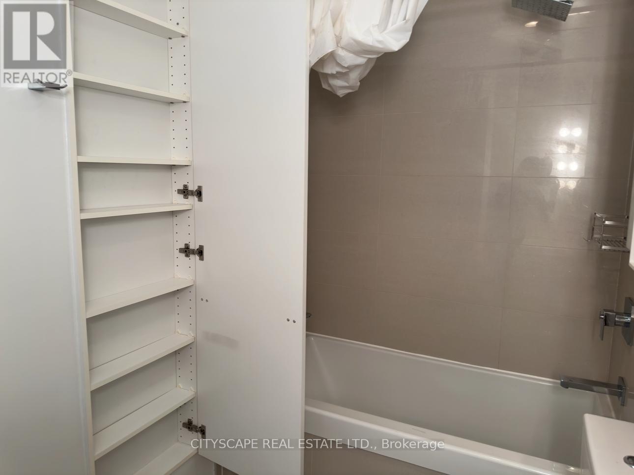 909 - 45 Charles Street E, Toronto, Ontario  M4Y 0B4 - Photo 12 - C12427507