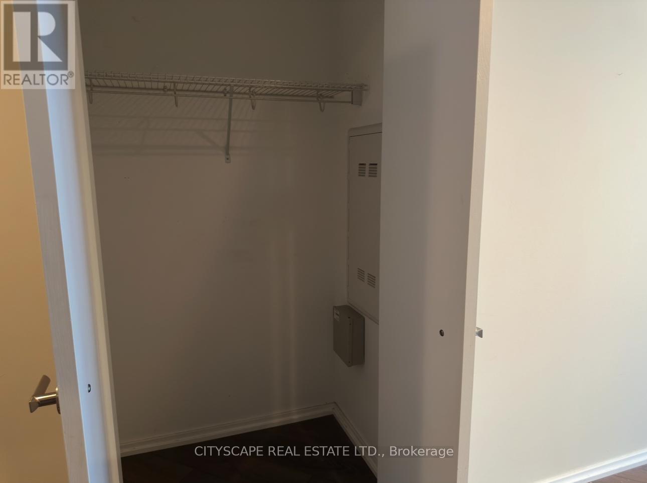909 - 45 Charles Street E, Toronto, Ontario  M4Y 0B4 - Photo 9 - C12427507
