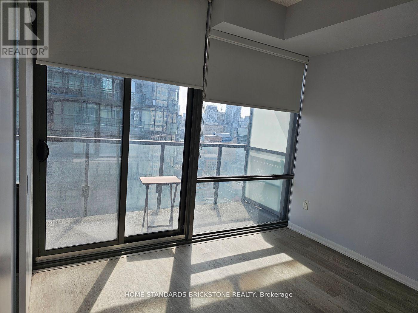 2510 - 37 Grosvenor Street, Toronto, Ontario  M4Y 3G5 - Photo 10 - C12427559