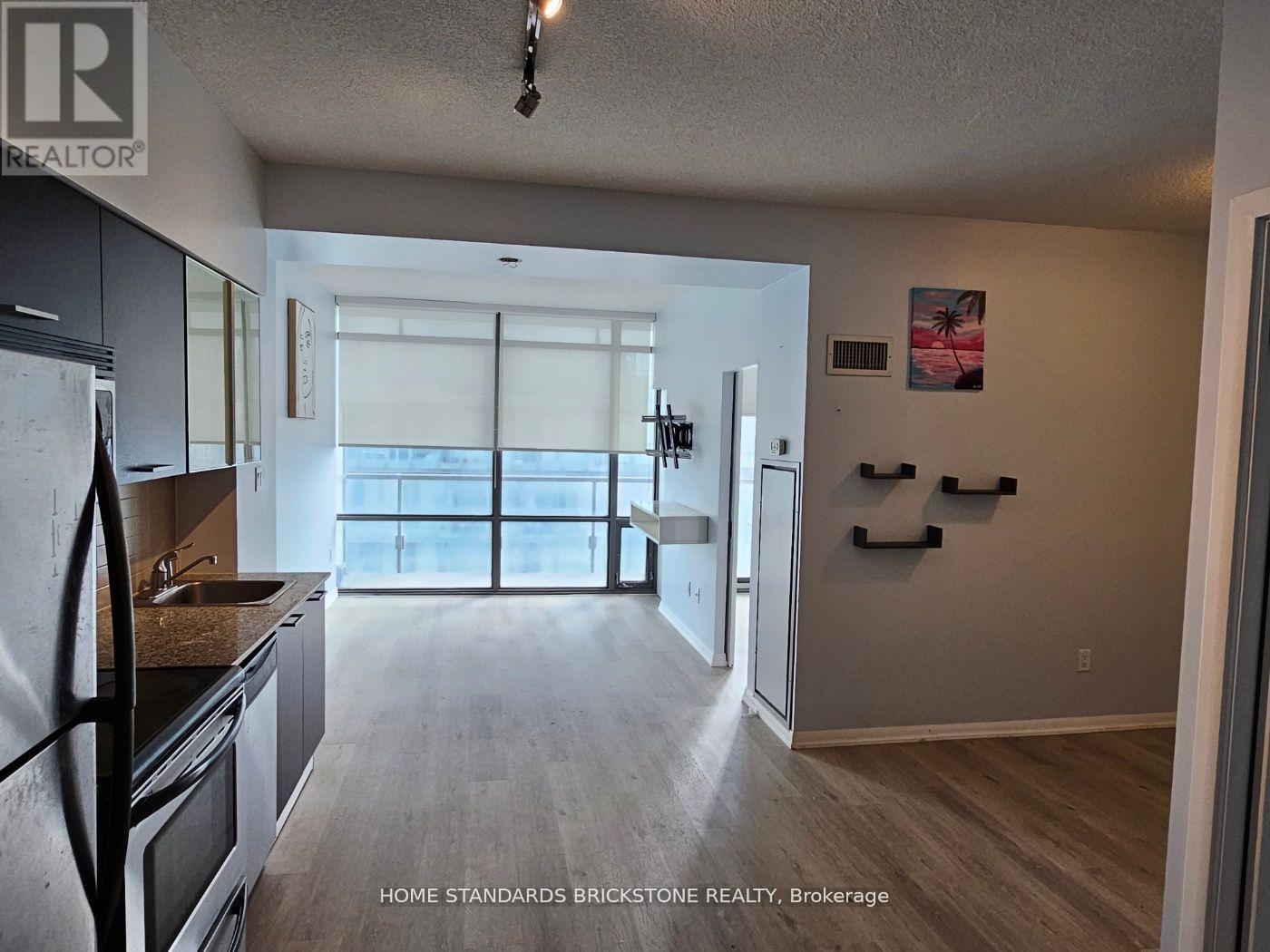 2510 - 37 Grosvenor Street, Toronto, Ontario  M4Y 3G5 - Photo 3 - C12427559