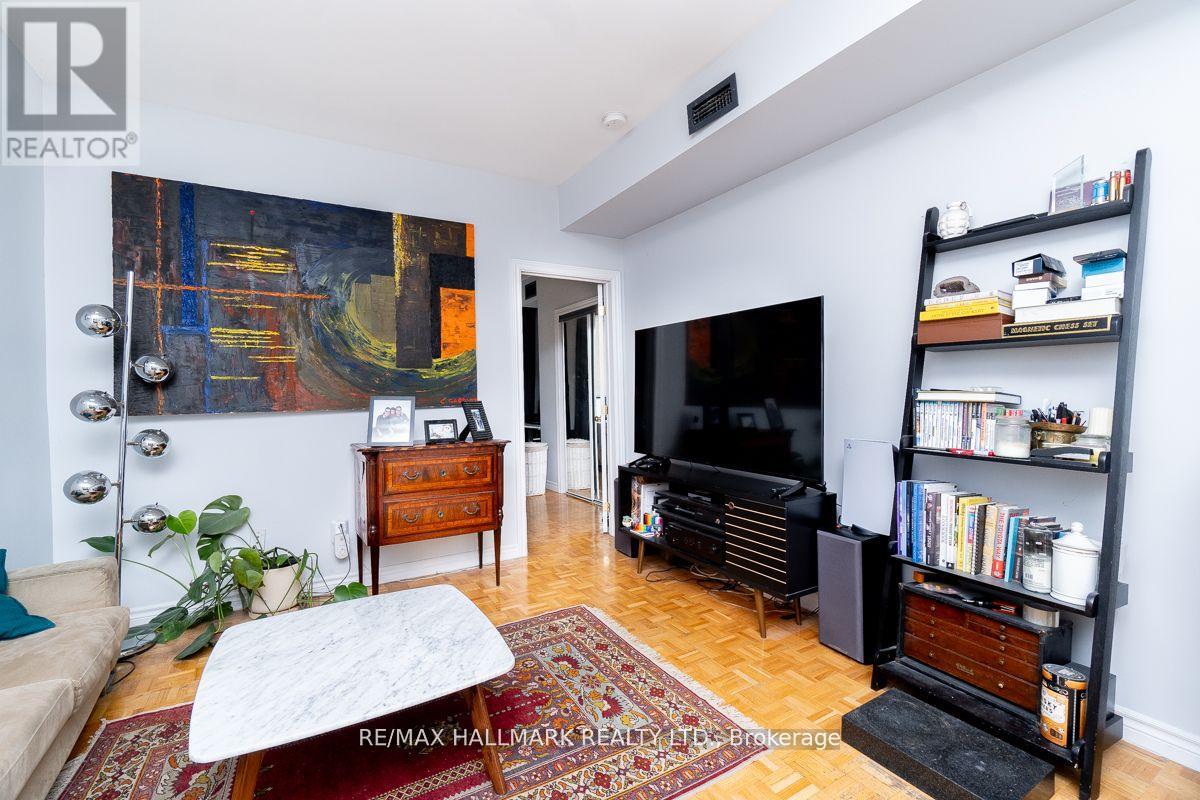 1 - 804 Queen Street E, Toronto, Ontario  M4M 1H7 - Photo 2 - E12427536