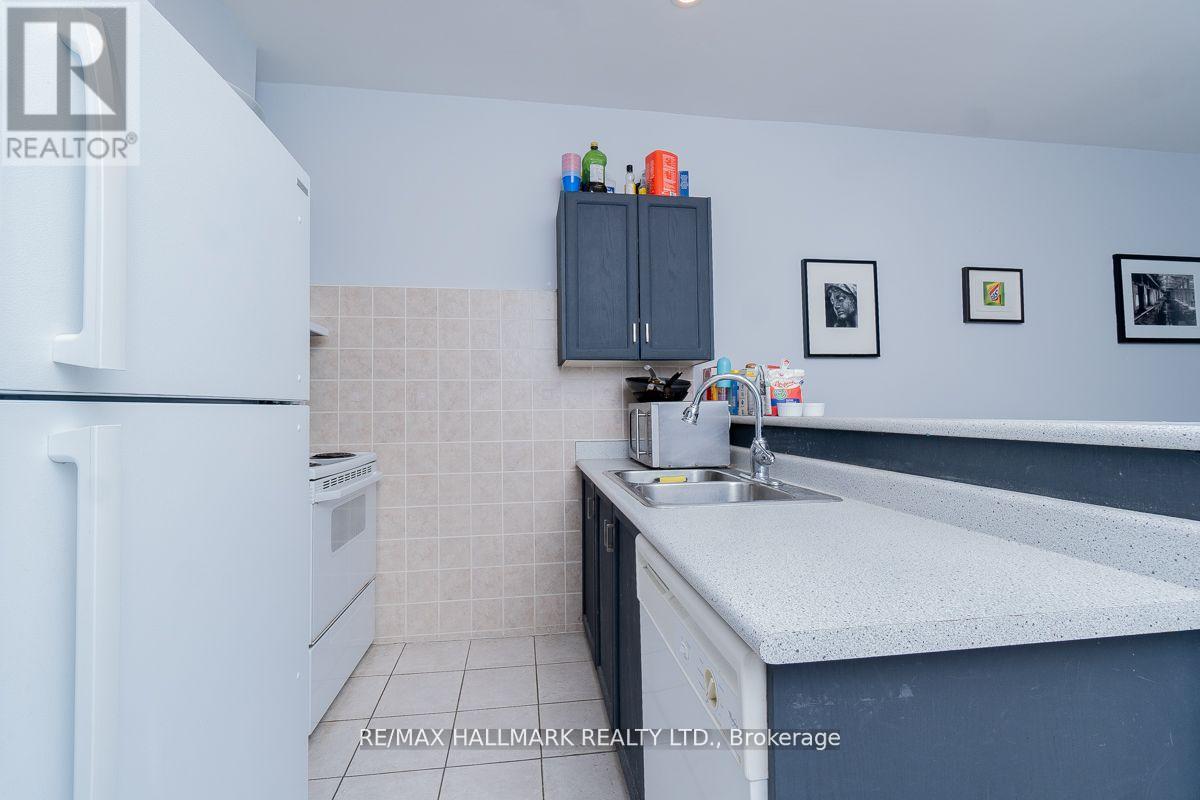 1 - 804 Queen Street E, Toronto, Ontario  M4M 1H7 - Photo 7 - E12427536