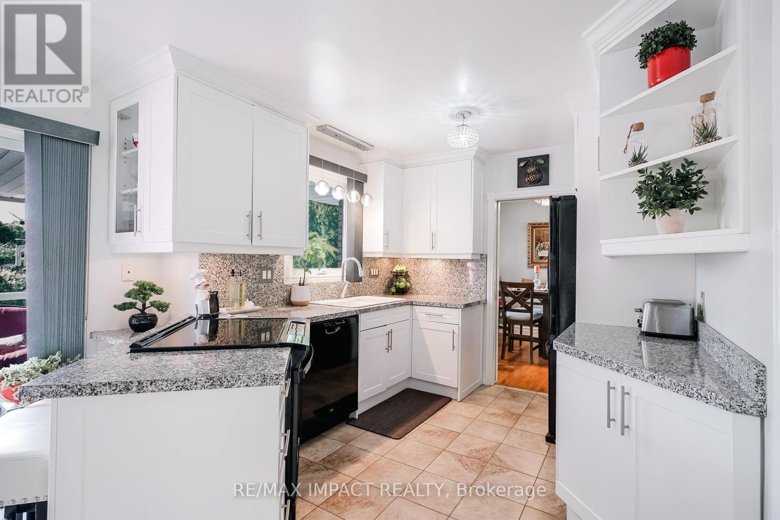 415 Jane Avenue, Oshawa, Ontario  L1J 3L6 - Photo 11 - E12427550