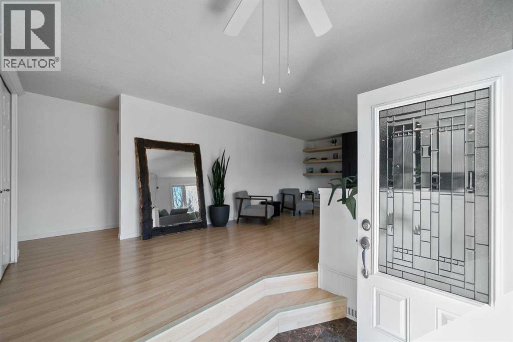 4 Meadowlark Drive, Sedgewick, Alberta  T0B 4C0 - Photo 10 - A2215396