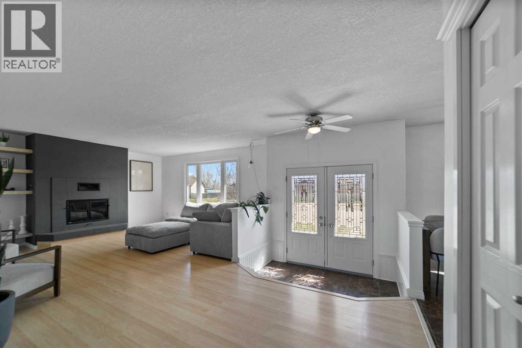 4 Meadowlark Drive, Sedgewick, Alberta  T0B 4C0 - Photo 11 - A2215396