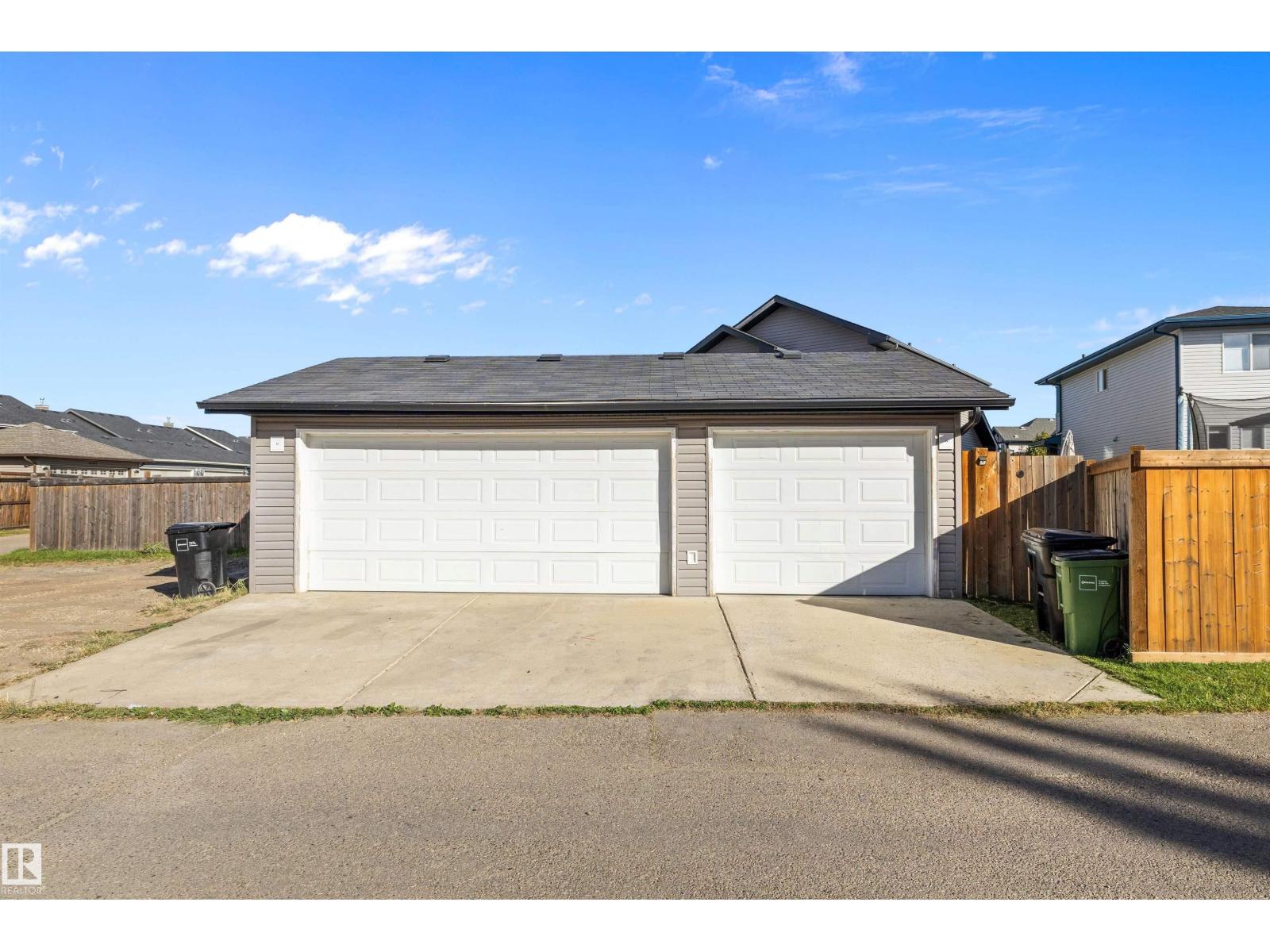 1104 161 St Sw, Edmonton, Alberta  T6W 2H6 - Photo 2 - E4459536