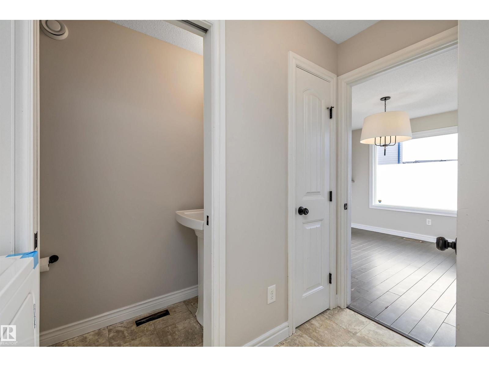 1104 161 St Sw, Edmonton, Alberta  T6W 2H6 - Photo 25 - E4459536