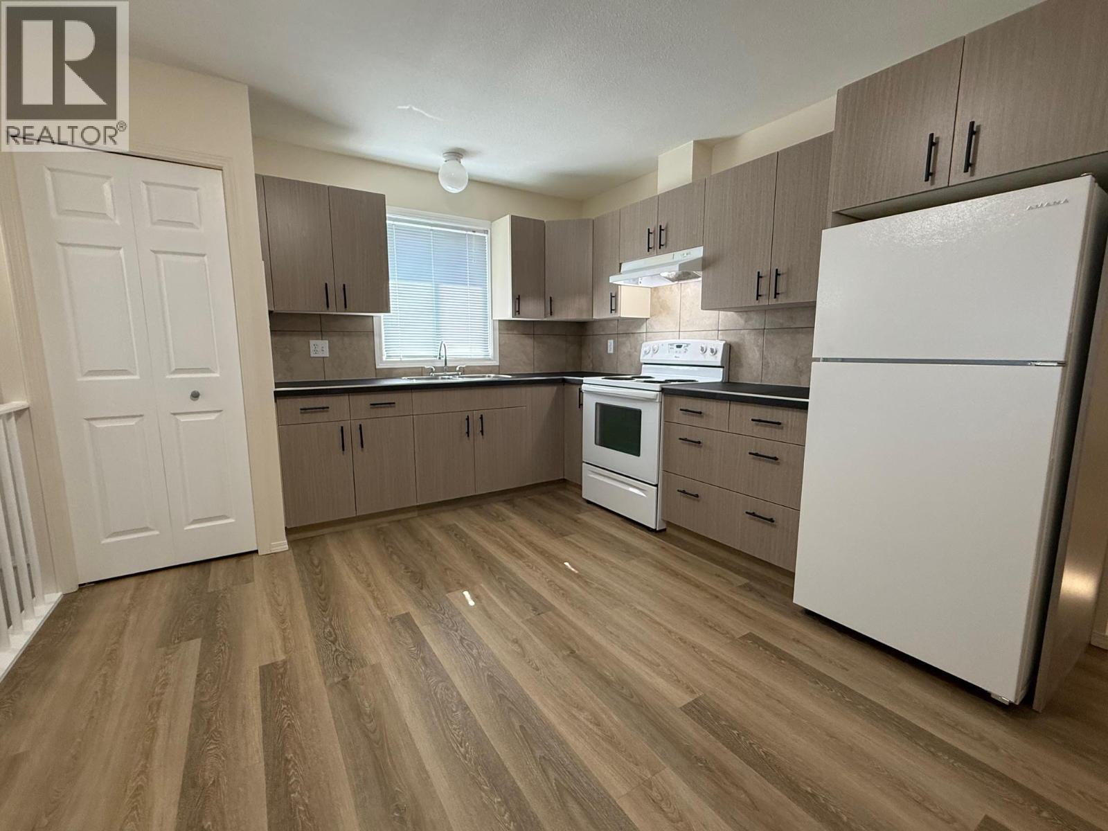 187 Brunswick Street, Penticton, British Columbia  V2A 5P6 - Photo 5 - 10363893