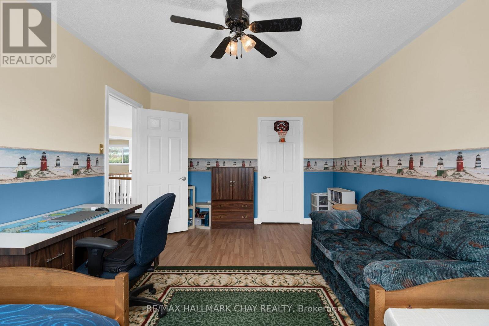 82 Bishop Drive, Barrie, Ontario  L4N 7P4 - Photo 23 - S12421251