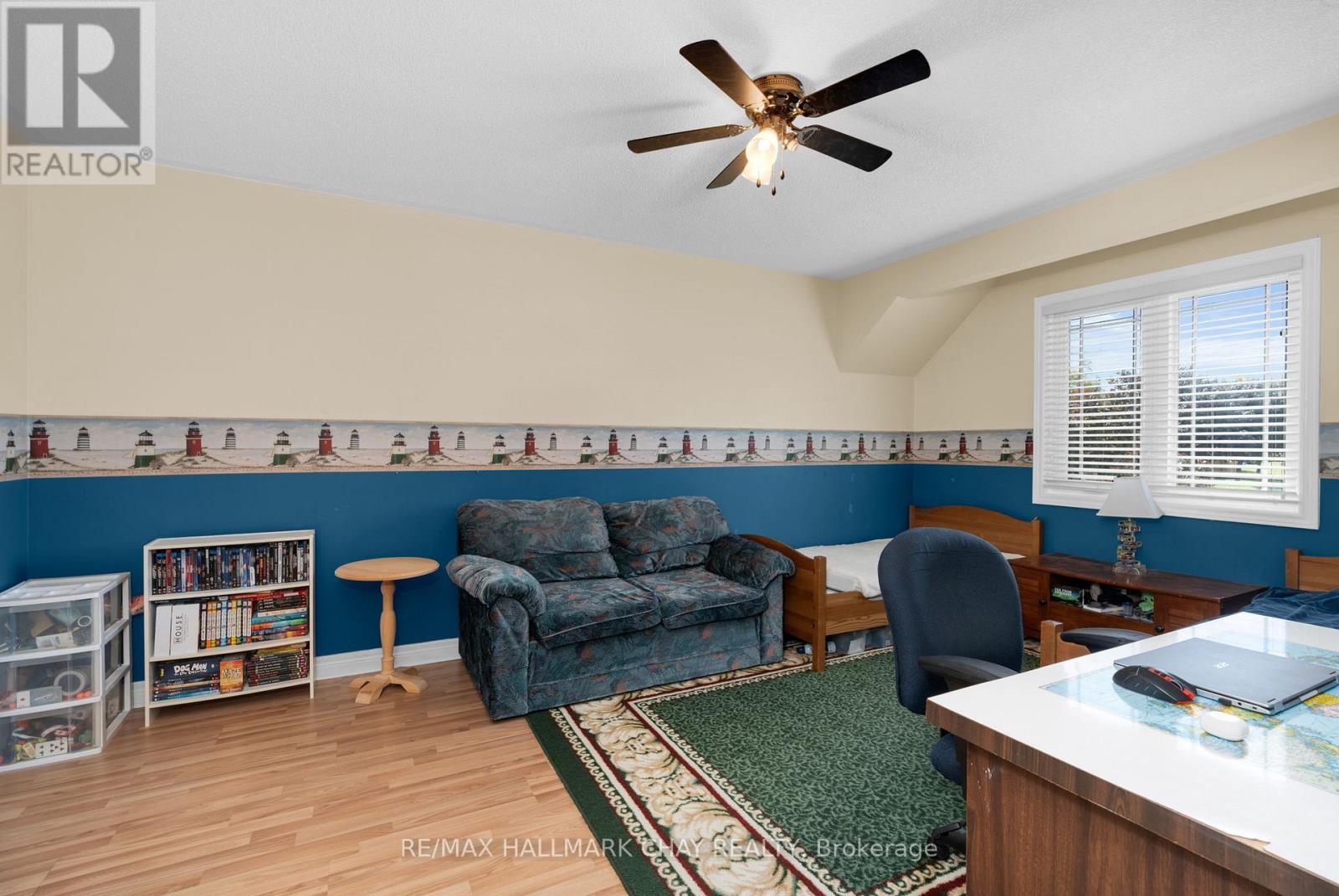 82 Bishop Drive, Barrie, Ontario  L4N 7P4 - Photo 22 - S12421251