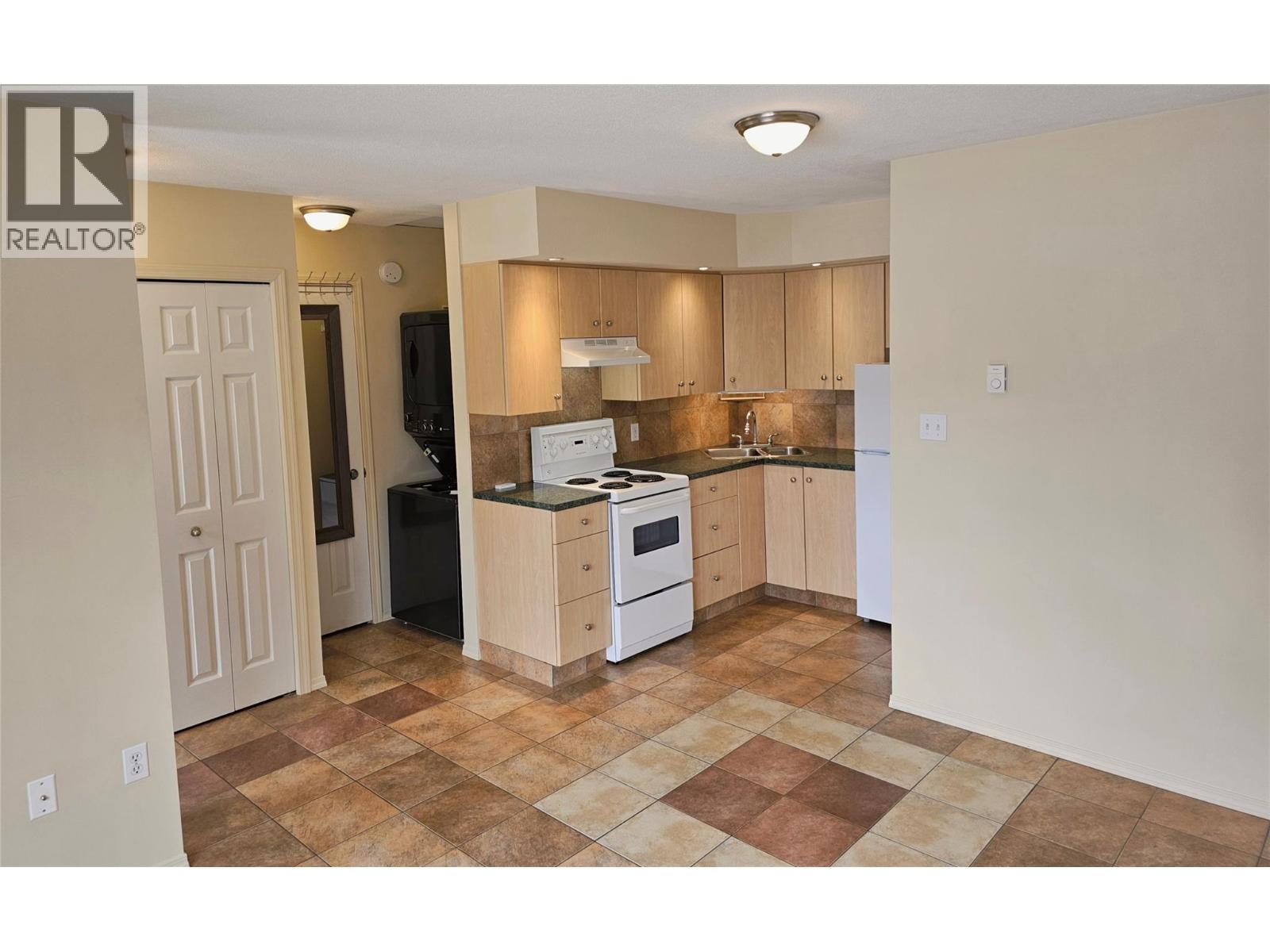 187 Brunswick Street, Penticton, British Columbia  V2A 5P6 - Photo 22 - 10363893