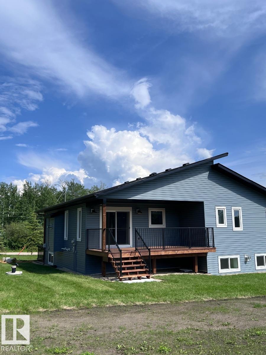 102 1 St, Rural Lac Ste. Anne County, Alberta  T0E 1A0 - Photo 2 - E4459540