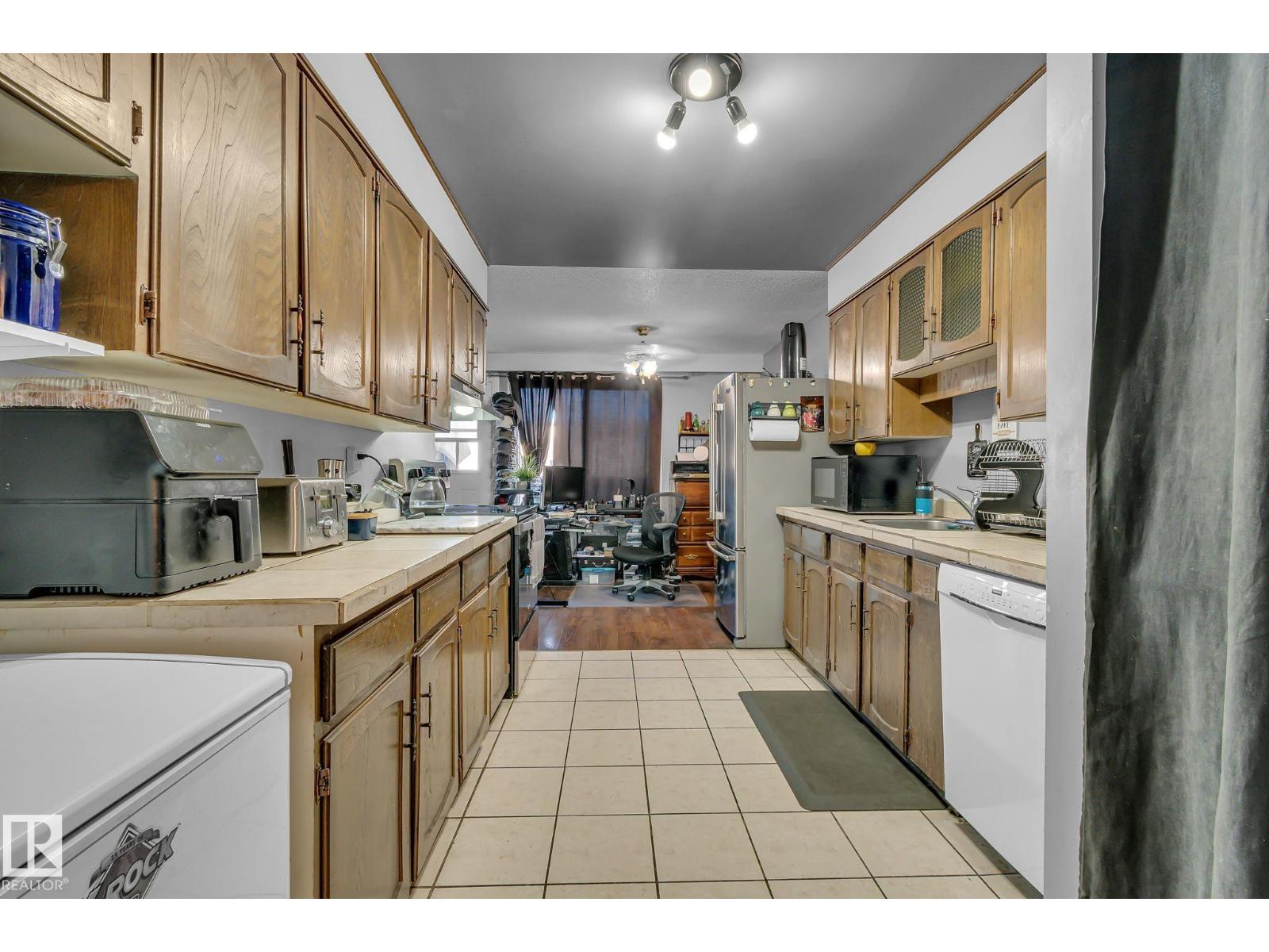 #202 7805 159 St Nw, Edmonton, Alberta  T5R 2E1 - Photo 6 - E4459538