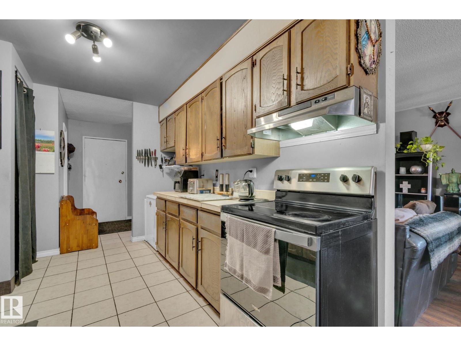 #202 7805 159 St Nw, Edmonton, Alberta  T5R 2E1 - Photo 4 - E4459538