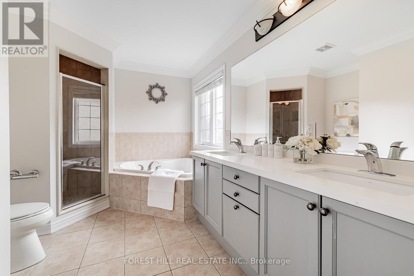 36 Zoran Lane, Vaughan, Ontario  L6A 4G1 - Photo 23 - N12427512