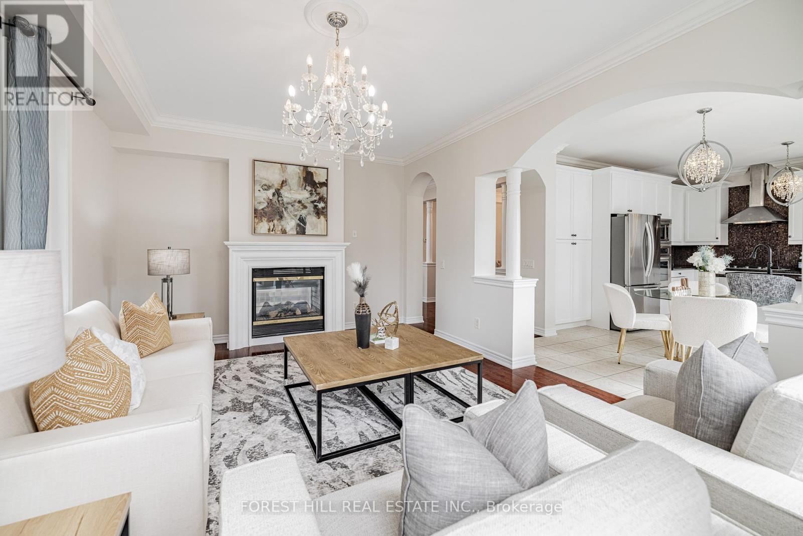 36 Zoran Lane, Vaughan, Ontario  L6A 4G1 - Photo 6 - N12427512