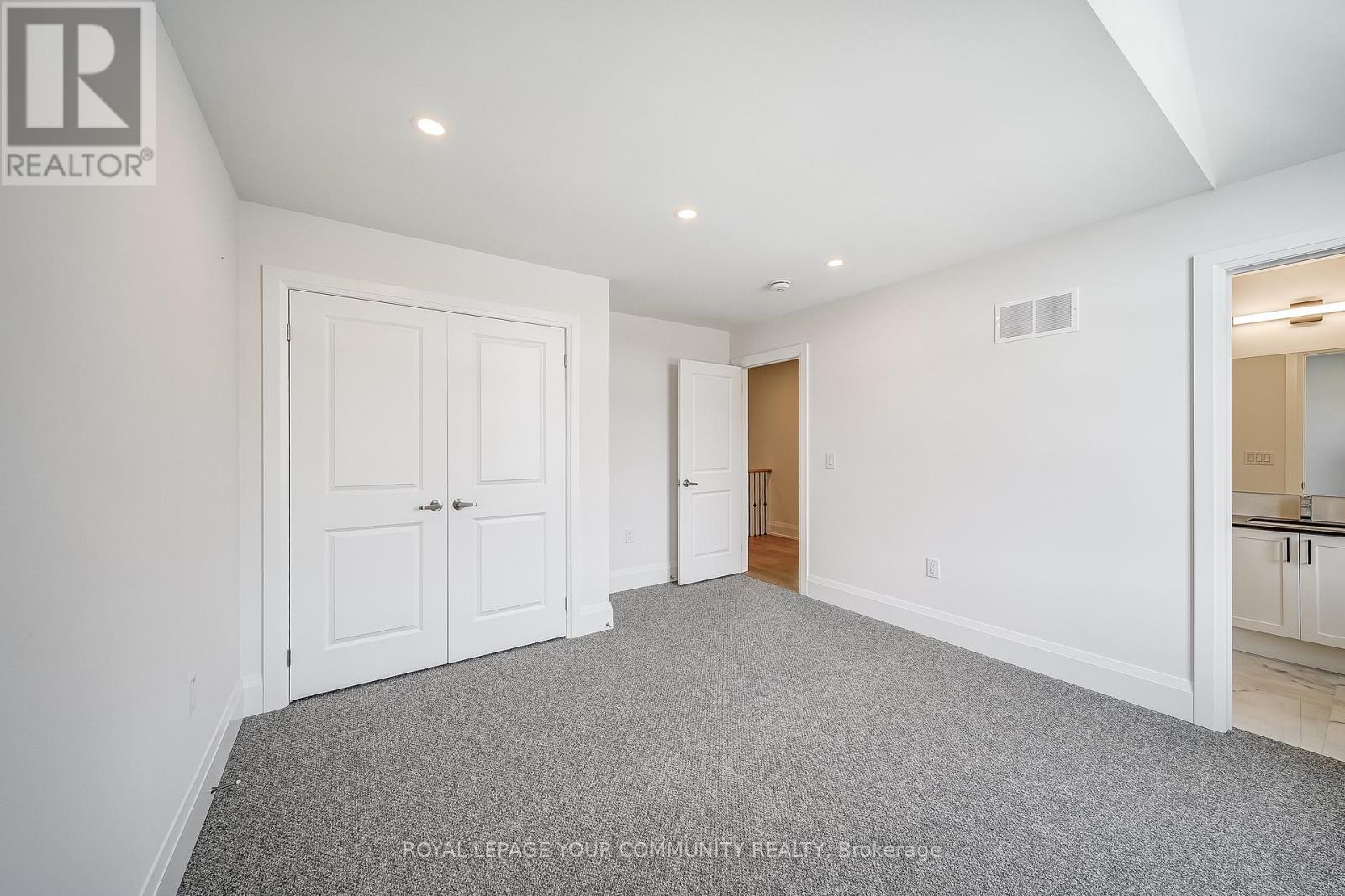 35 Big Canoe Drive, Georgina, Ontario  L0E 1R0 - Photo 32 - N12427535
