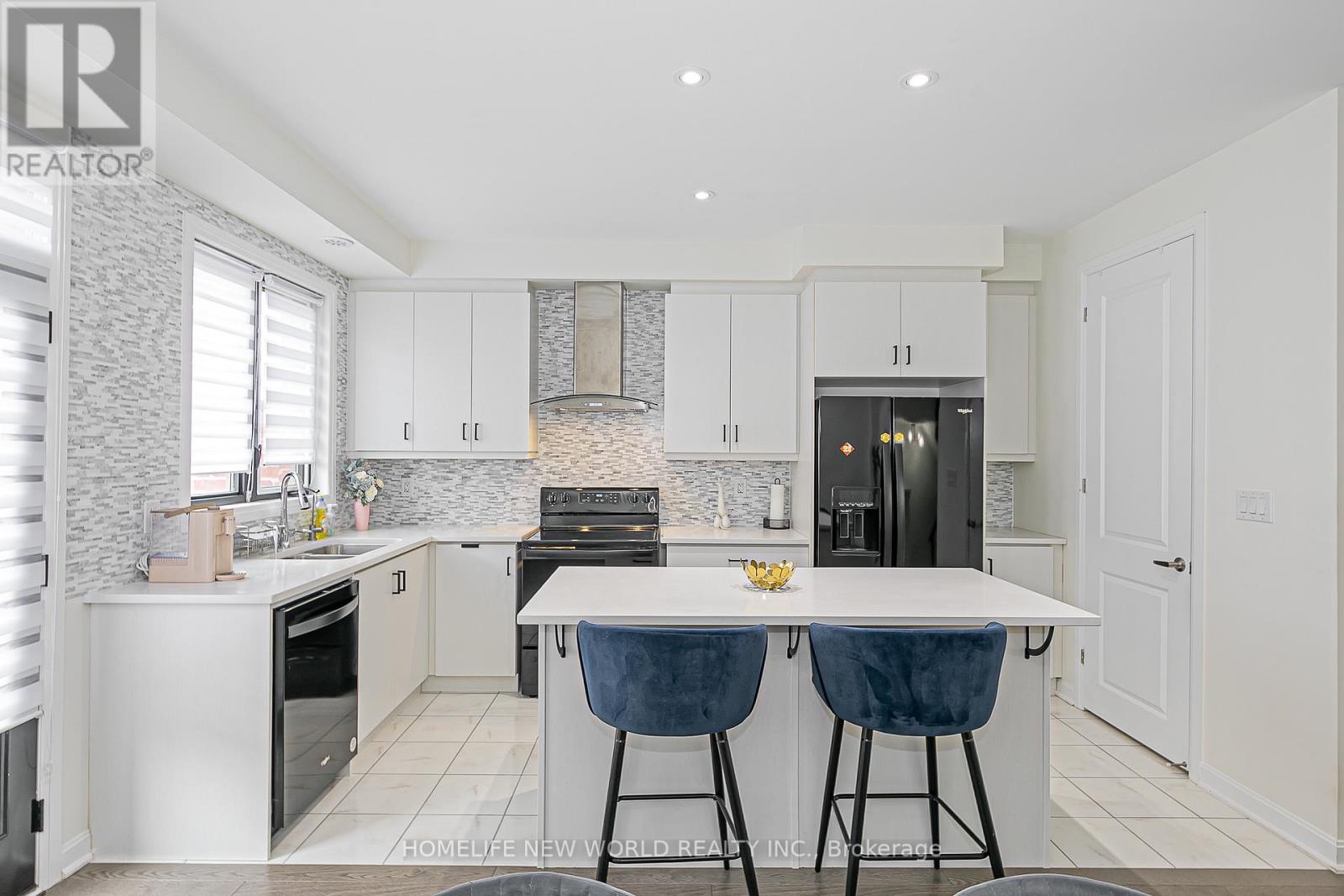 85 Casely Avenue, Richmond Hill, Ontario  L4S 0K7 - Photo 34 - N12427542