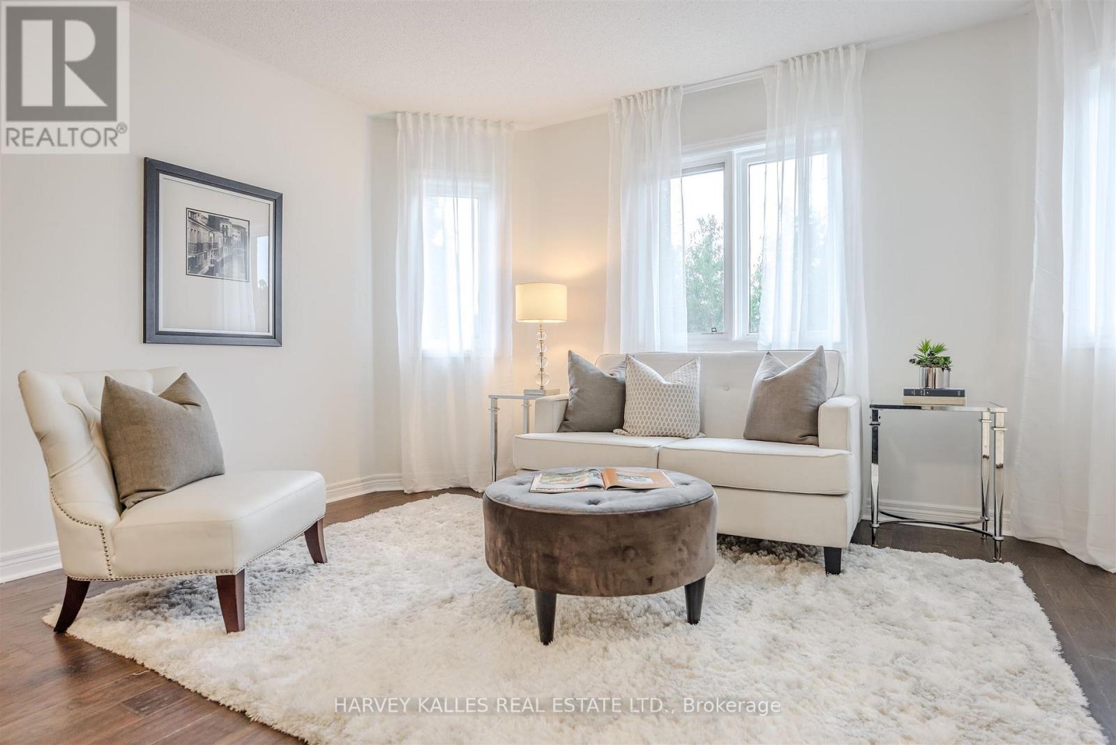 94 Sutcliffe Crescent, Markham, Ontario  L6C 1X3 - Photo 32 - N12427562
