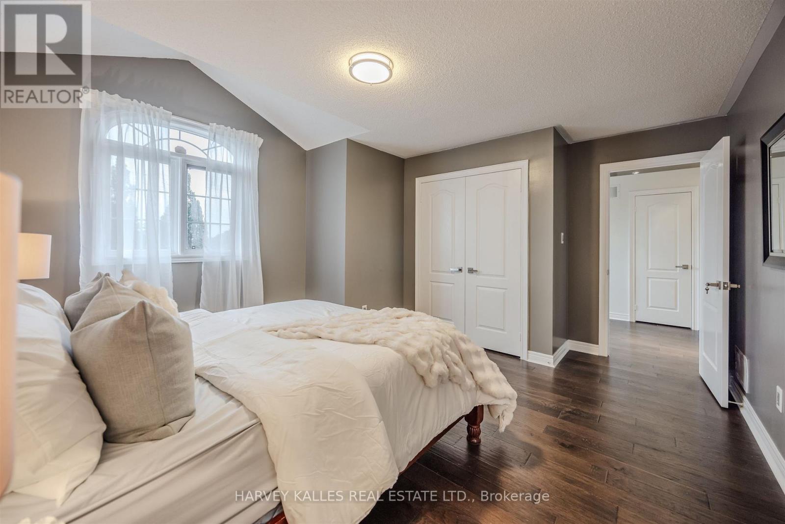 94 Sutcliffe Crescent, Markham, Ontario  L6C 1X3 - Photo 38 - N12427562