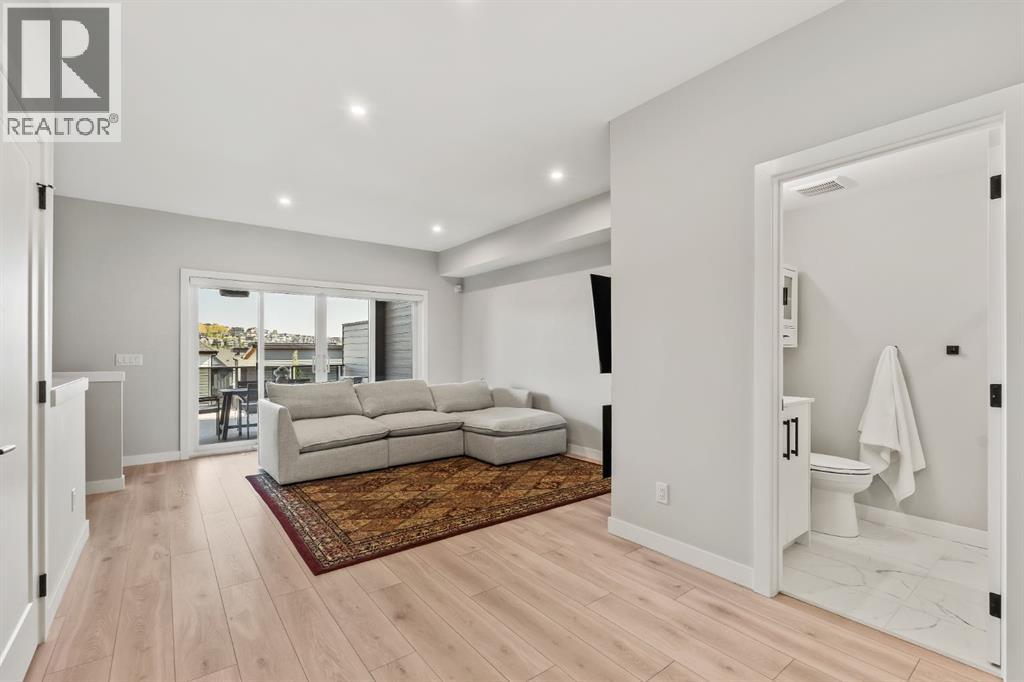 3048 85 Street Sw, Calgary, Alberta  T3H 6C7 - Photo 30 - A2259282