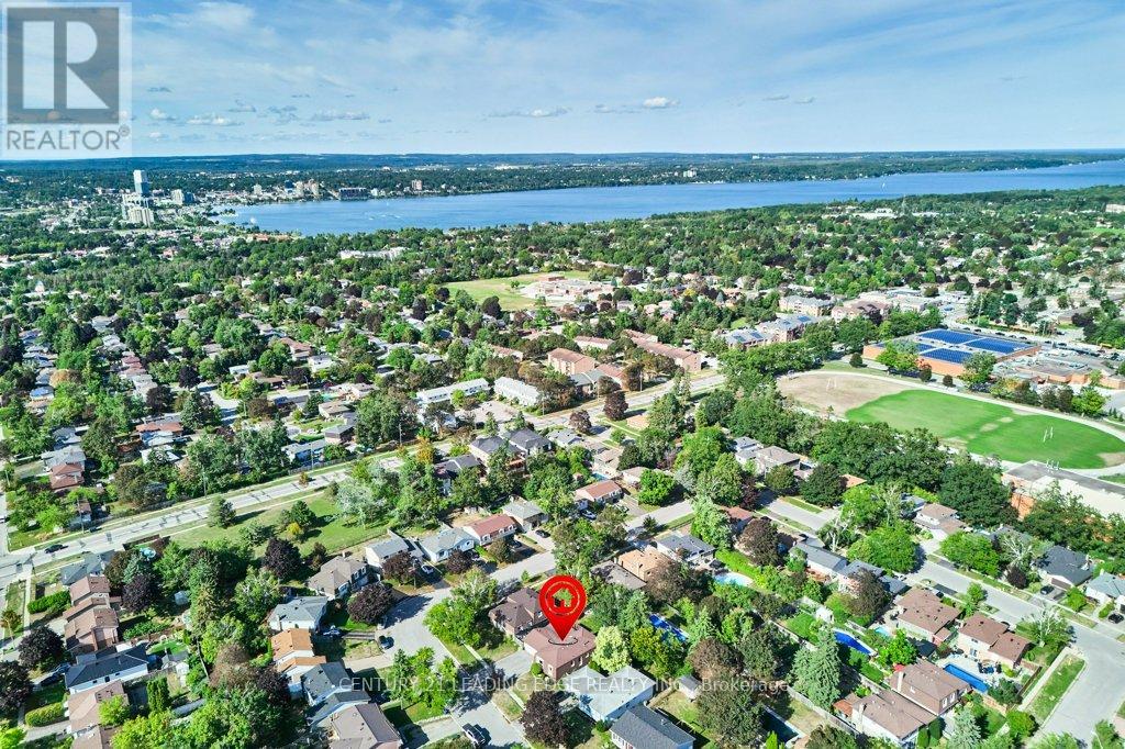 25 Eileen Drive, Barrie, Ontario  L4N 4M5 - Photo 46 - S12427504