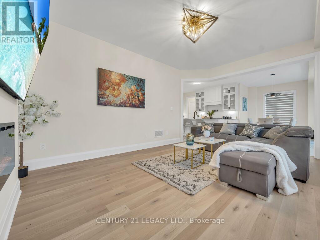23 Duxbury Road N, Brampton, Ontario  L6R 4E3 - Photo 13 - W12427519