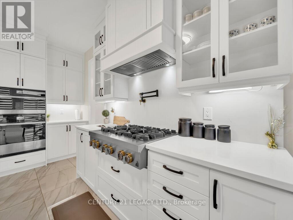 23 Duxbury Road N, Brampton, Ontario  L6R 4E3 - Photo 18 - W12427519
