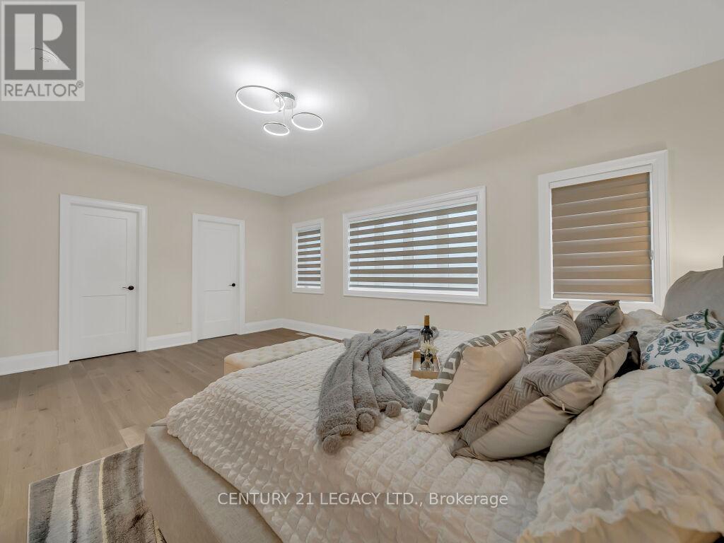 23 Duxbury Road N, Brampton, Ontario  L6R 4E3 - Photo 34 - W12427519