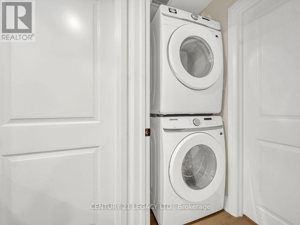 23 Duxbury Road N, Brampton, Ontario  L6R 4E3 - Photo 41 - W12427519