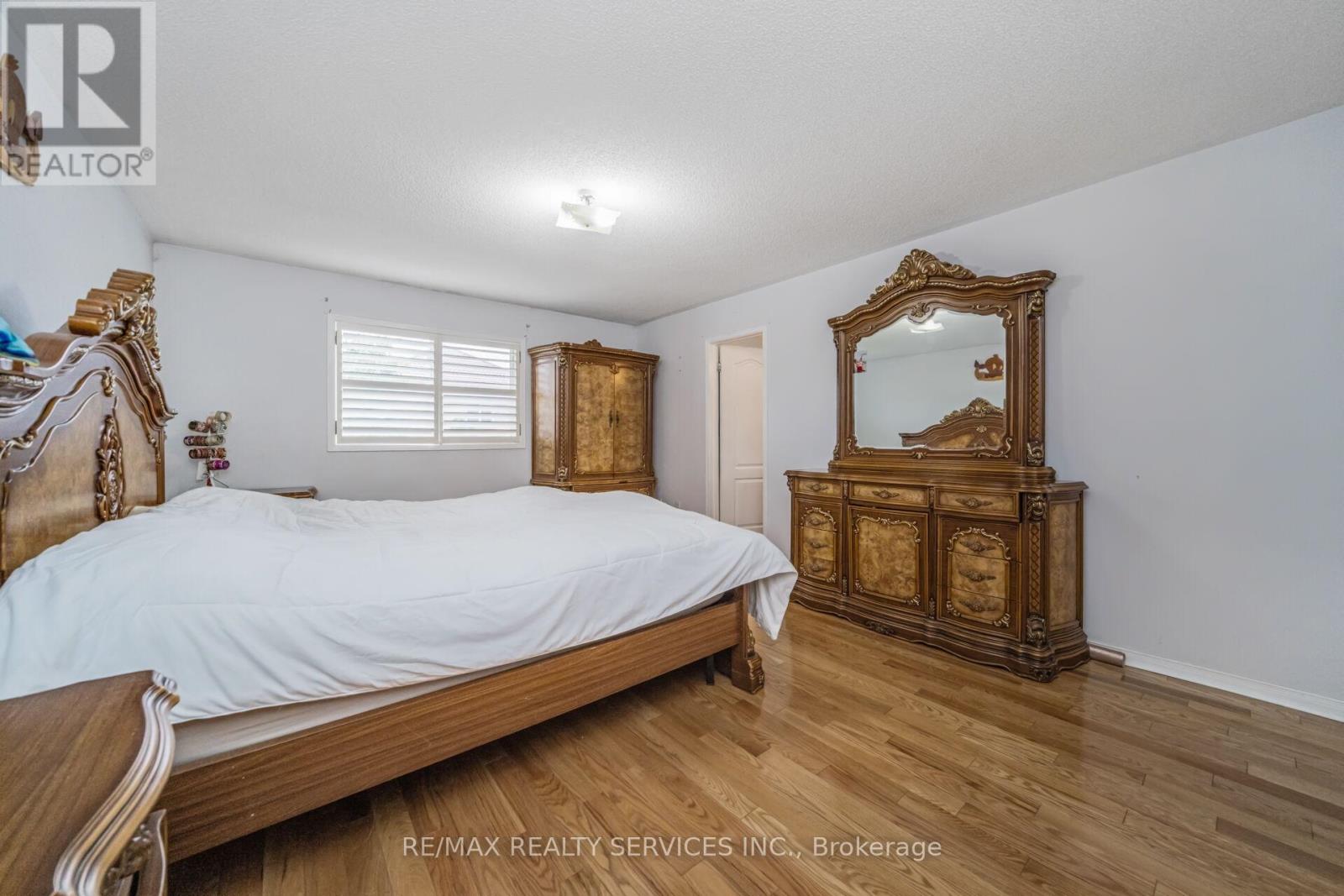 12 Roadmaster Lane, Brampton, Ontario  L7A 3A9 - Photo 19 - W12427532