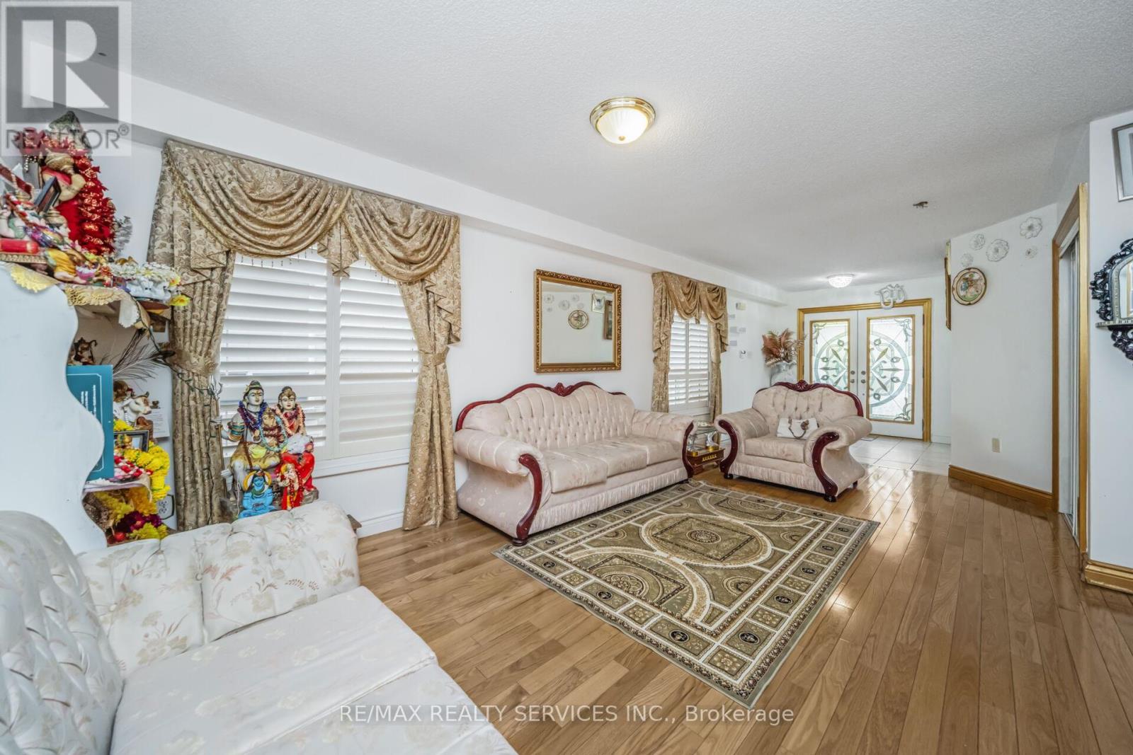 12 Roadmaster Lane, Brampton, Ontario  L7A 3A9 - Photo 9 - W12427532