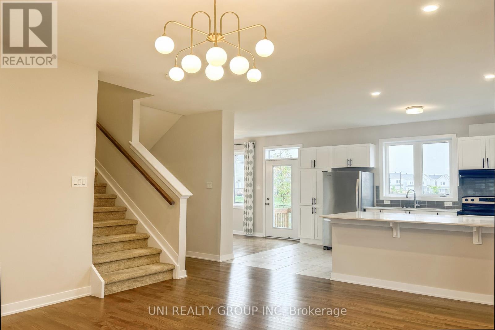 324 Canadensis Lane, Ottawa, Ontario  K2J 6X8 - Photo 6 - X12427551