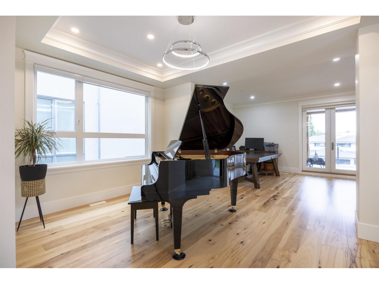 1245 Kent Street, White Rock, British Columbia  V4B 4T6 - Photo 4 - R3051988