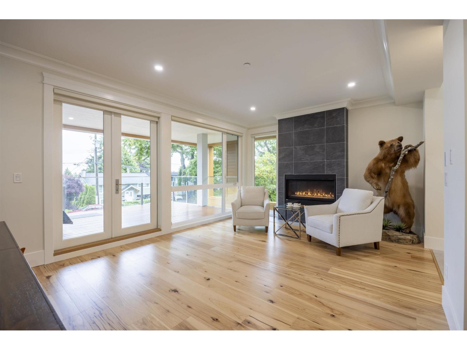 1245 Kent Street, White Rock, British Columbia  V4B 4T6 - Photo 3 - R3051988