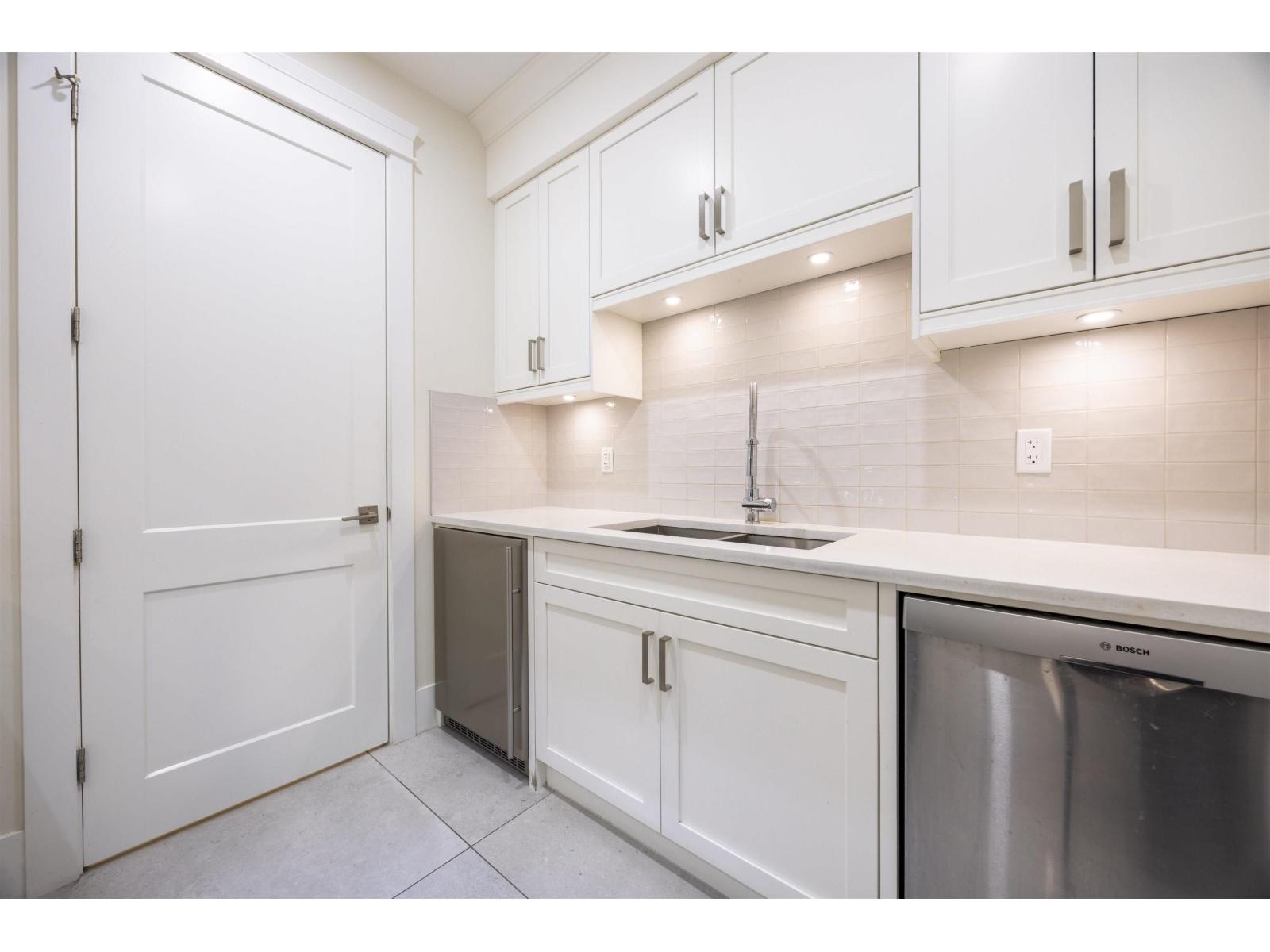 1245 Kent Street, White Rock, British Columbia  V4B 4T6 - Photo 31 - R3051988