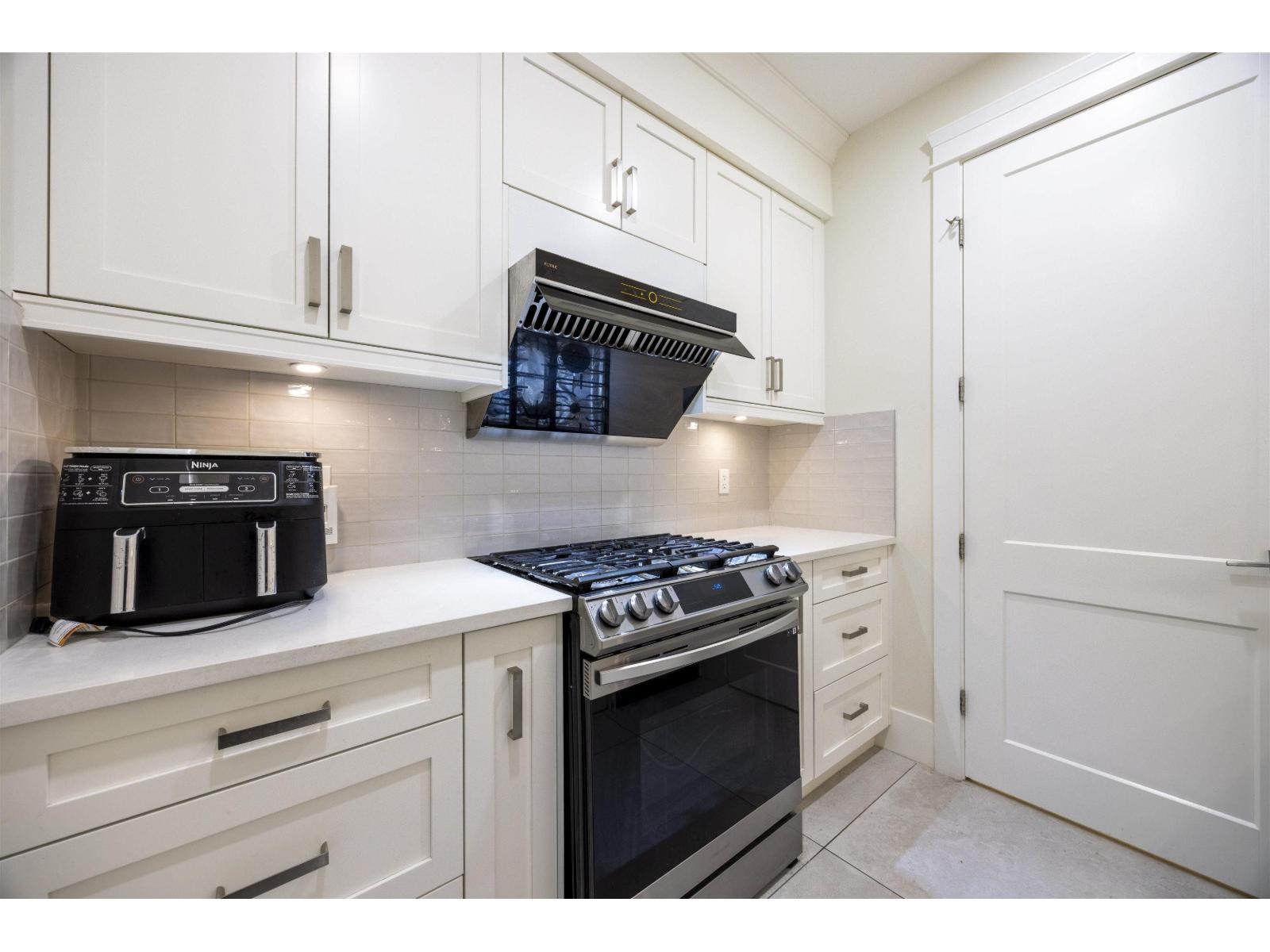 1245 Kent Street, White Rock, British Columbia  V4B 4T6 - Photo 30 - R3051988