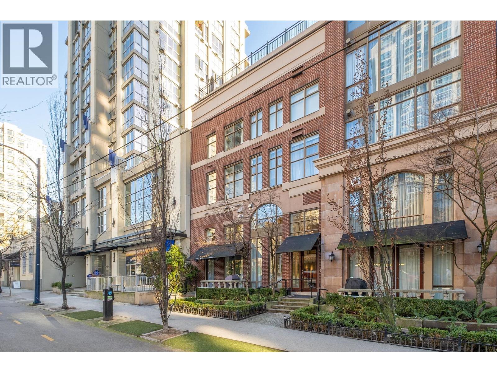1258 RICHARDS STREET, Vancouver, British Columbia