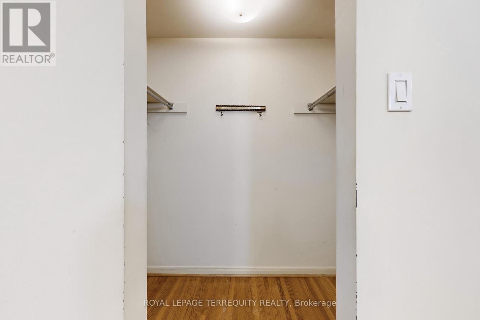 6 Tepee Court, Toronto, Ontario  M2J 3A9 - Photo 18 - C12403177
