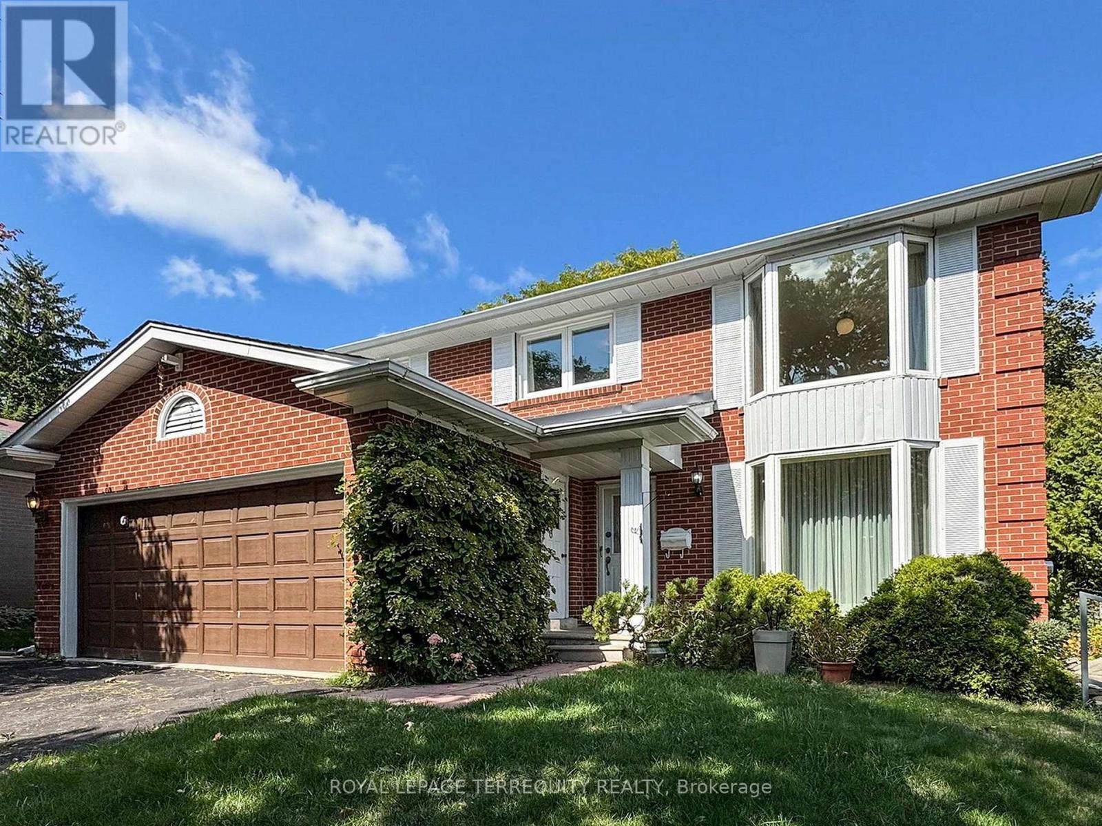 6 Tepee Court, Toronto, Ontario  M2J 3A9 - Photo 2 - C12403177