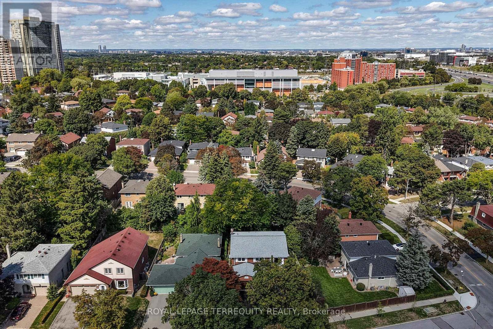 6 Tepee Court, Toronto, Ontario  M2J 3A9 - Photo 31 - C12403177