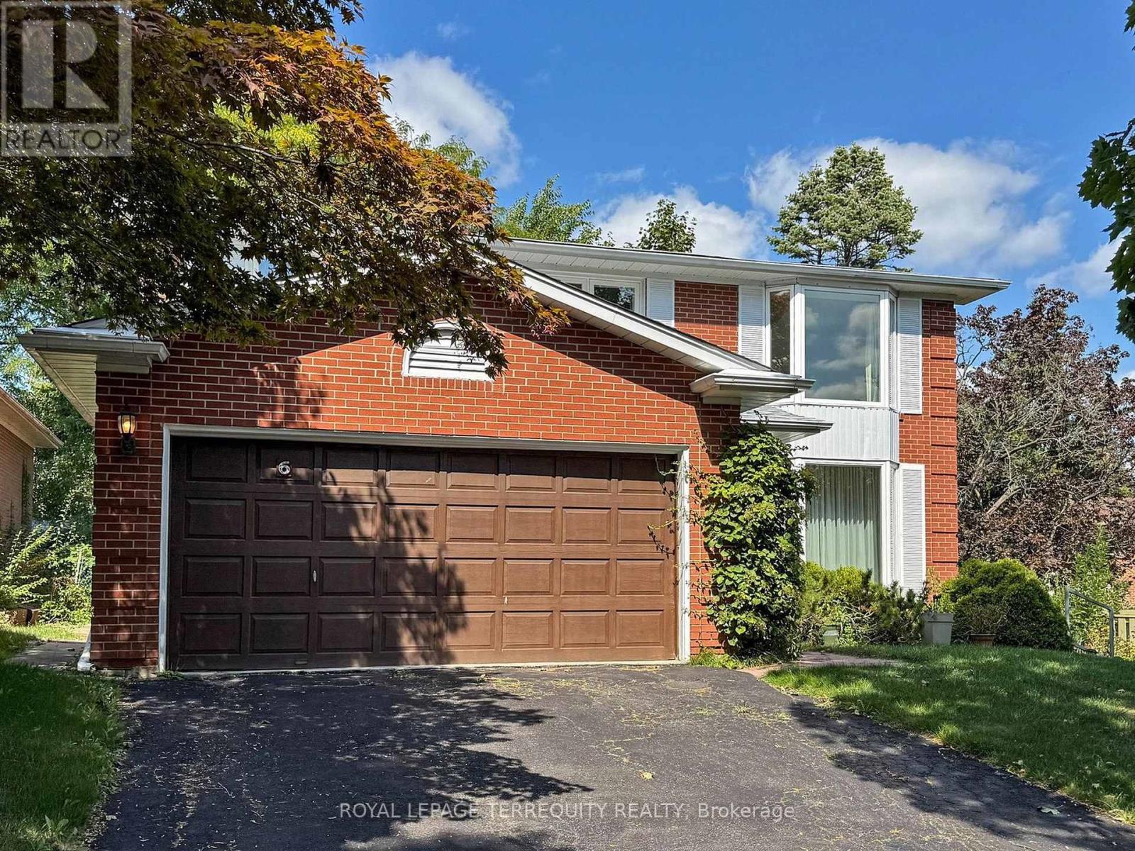 6 Tepee Court, Toronto, Ontario  M2J 3A9 - Photo 4 - C12403177