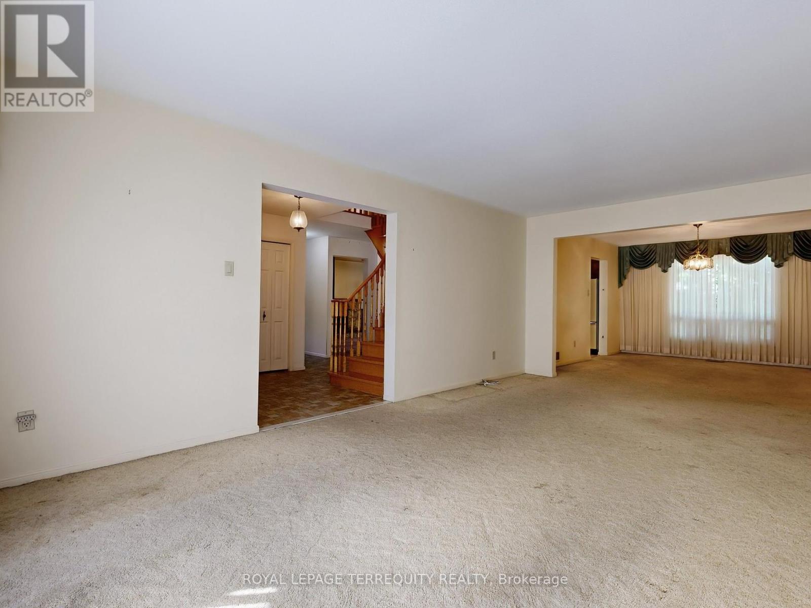 6 Tepee Court, Toronto, Ontario  M2J 3A9 - Photo 9 - C12403177