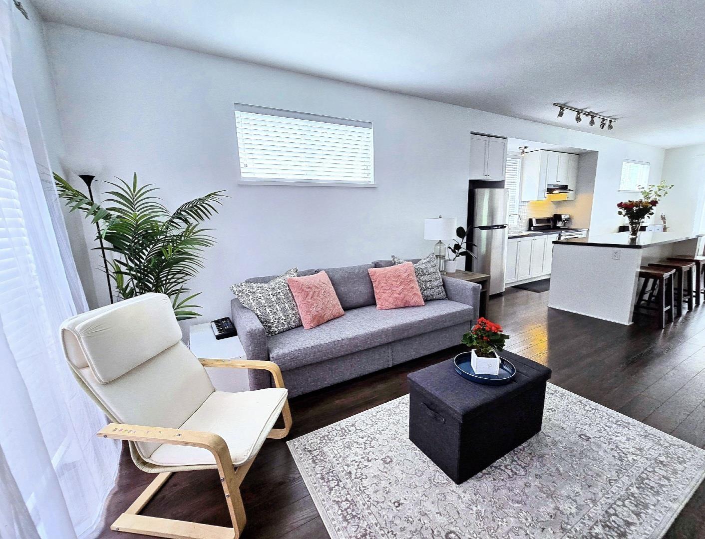 7 14955 60TH AVENUE, Surrey, British Columbia