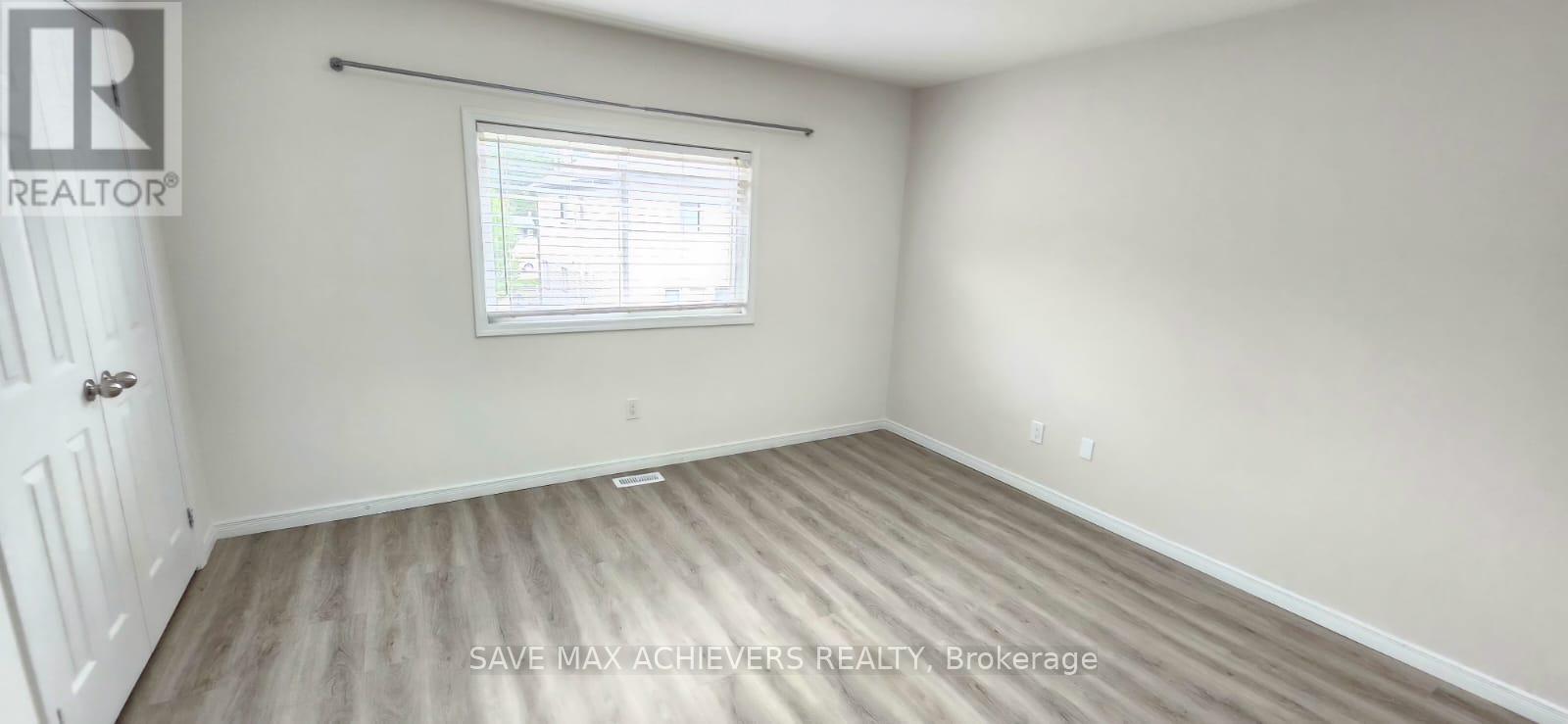 39 - 3200 Singleton Avenue, London South (South W), Ontario  N6L 0C7 - Photo 11 - X12427527