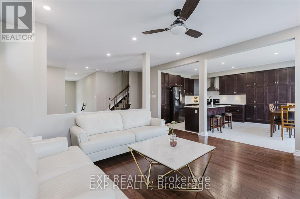 39 Clonfadda Terrace, Ottawa, Ontario  K2J 6E9 - Photo 11 - X12427573