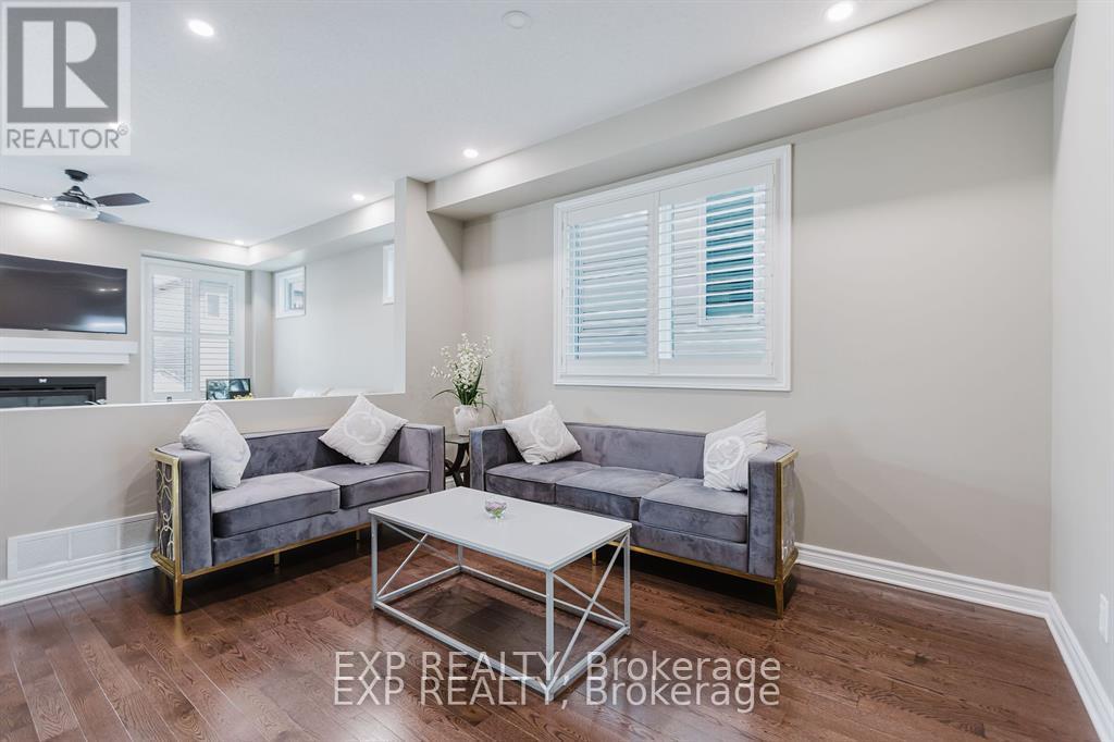 39 Clonfadda Terrace, Ottawa, Ontario  K2J 6E9 - Photo 12 - X12427573