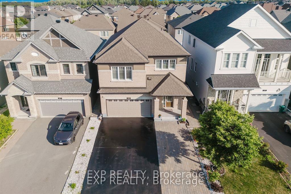 39 Clonfadda Terrace, Ottawa, Ontario  K2J 6E9 - Photo 2 - X12427573